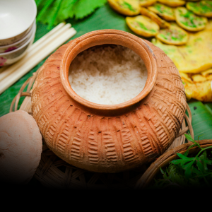 Cơm Niêu Huế / Hue Clay Pot Rice