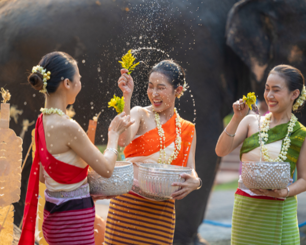 LAND OF SMILES THAILAND: WATER WARS™ - Image 2
