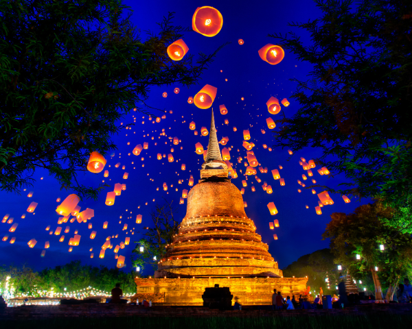 LAND OF SMILES THAILAND: LIGHT UP THE NIGHT™ - Image 2