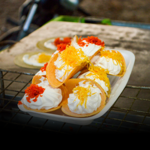 Kanom Buang / Traditional Thai Crispy Crepes