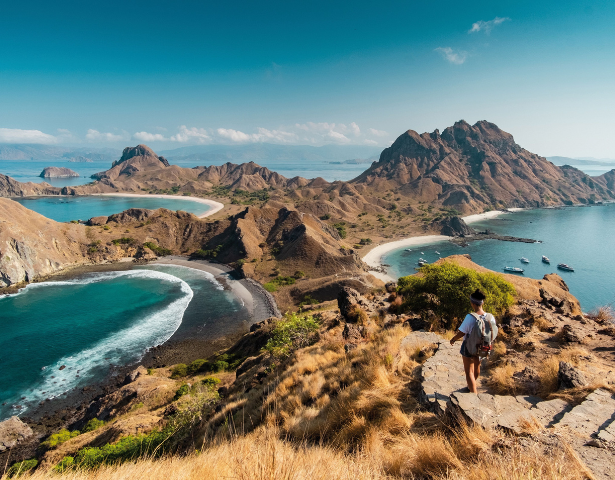 INDONESIA – EXOTIC ISLANDS: CHASING HORIZON - Image 2