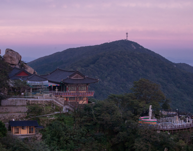 SOUTH KOREA – MIND, BODY & SEOUL: CHASING HORIZON - Image 2