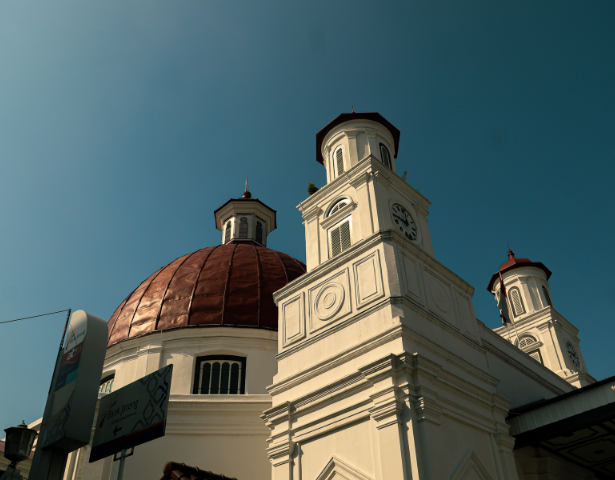 INDONESIA – EXOTIC ISLANDS: ECHOES OF AN EMPIRE™ - Image 10