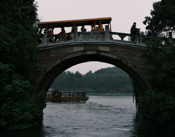 CHINA – MYSTIQUE AND INTRIGUE: FLEETING LIFE™ - Image 3